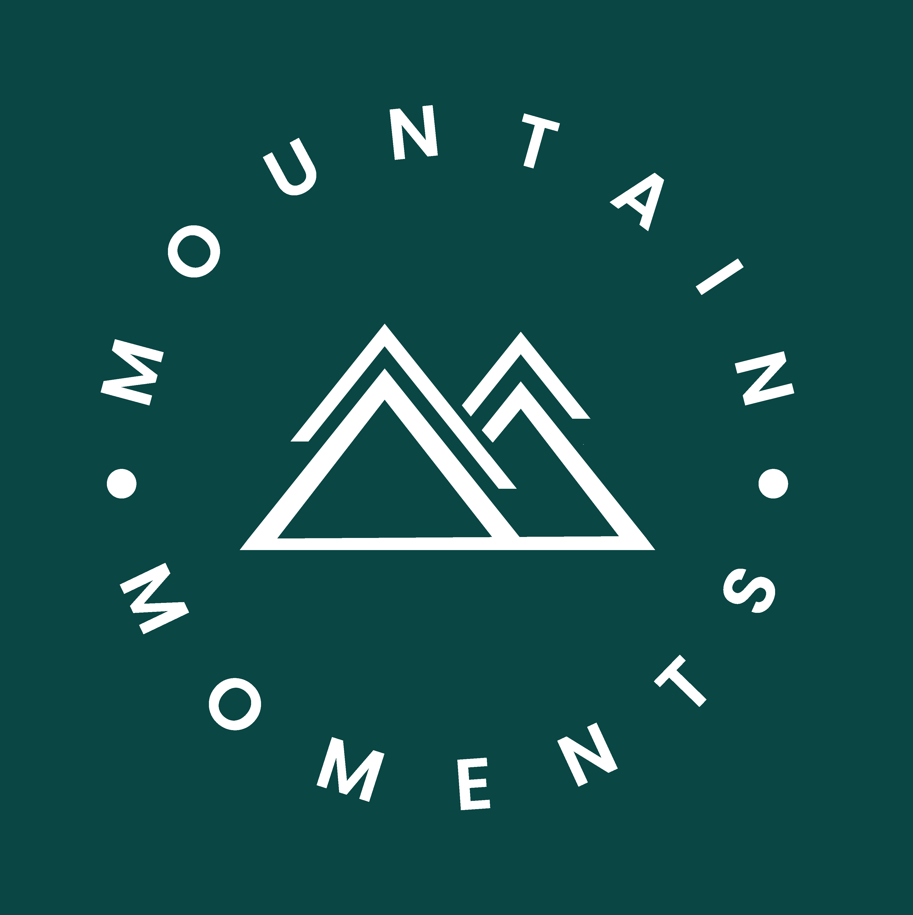 MOUNTAIN MOMENTS logo